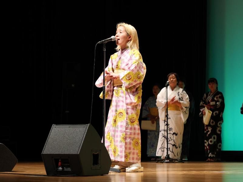 一般の部優勝者の歌唱