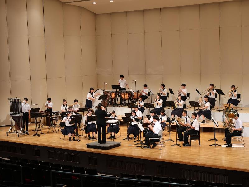 中村第二中学校演奏の様子