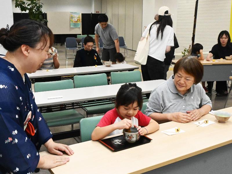 お茶会の様子