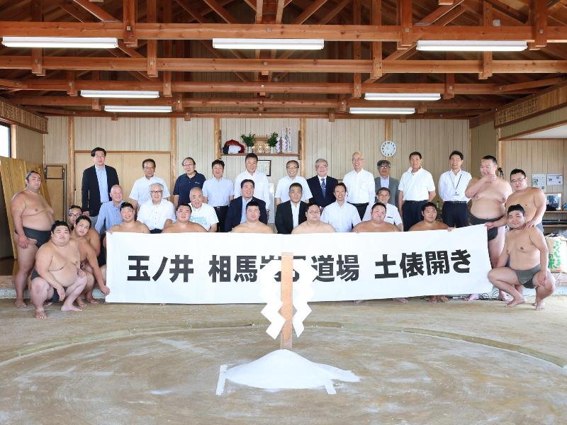 玉ノ井部屋の集合写真