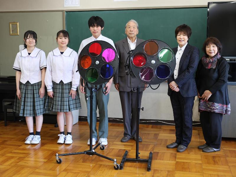 寄贈の様子