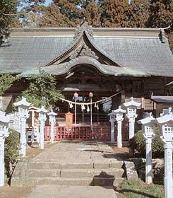 八幡神社本殿・幣殿・拝殿の写真