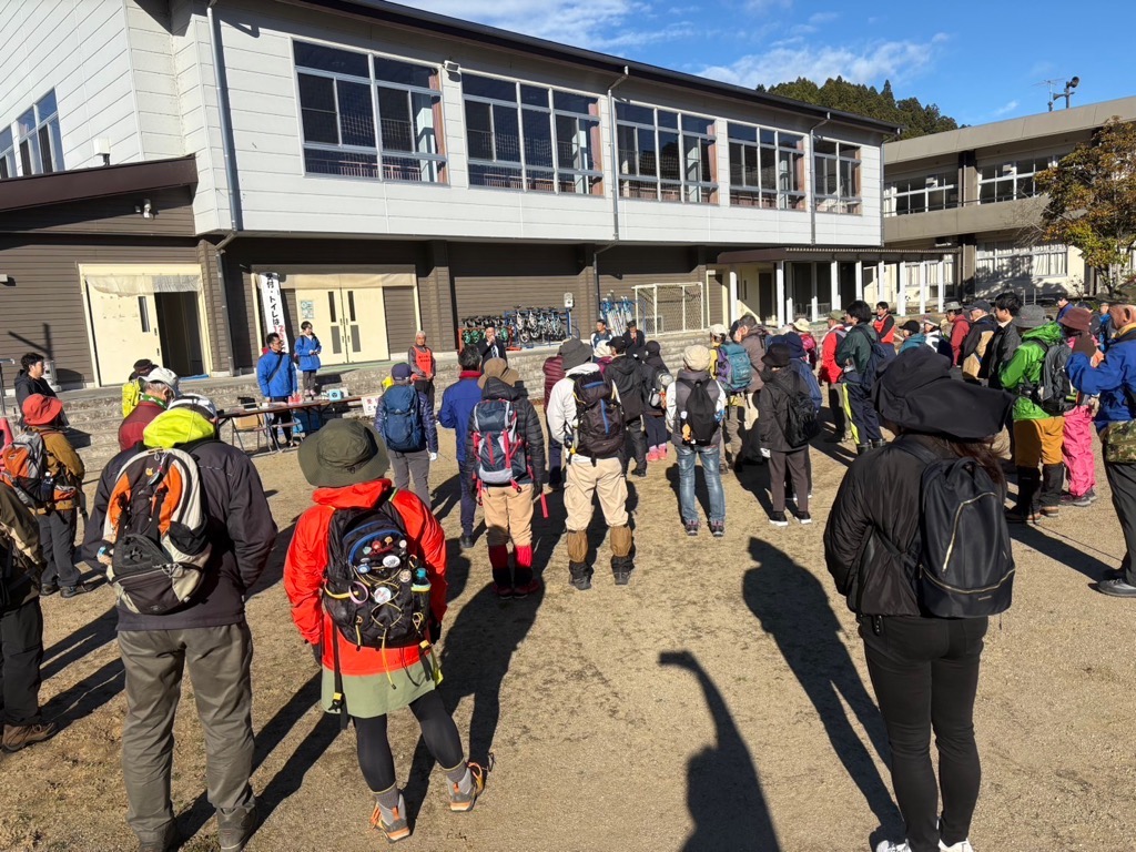 塩手山山開きの様子の写真