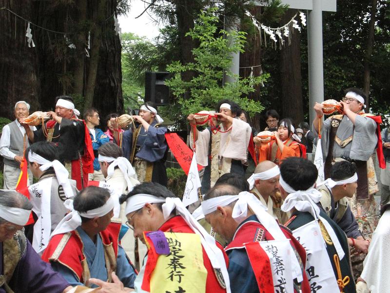 法螺貝の吹鳴