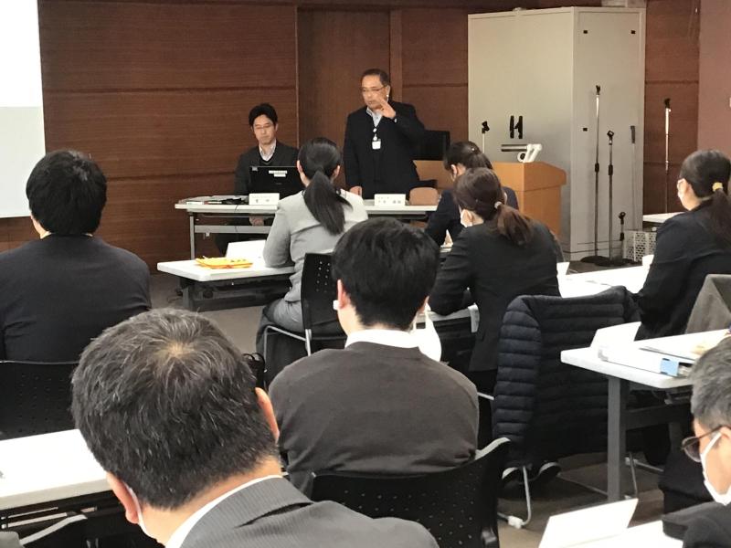 指導主事の説明の様子