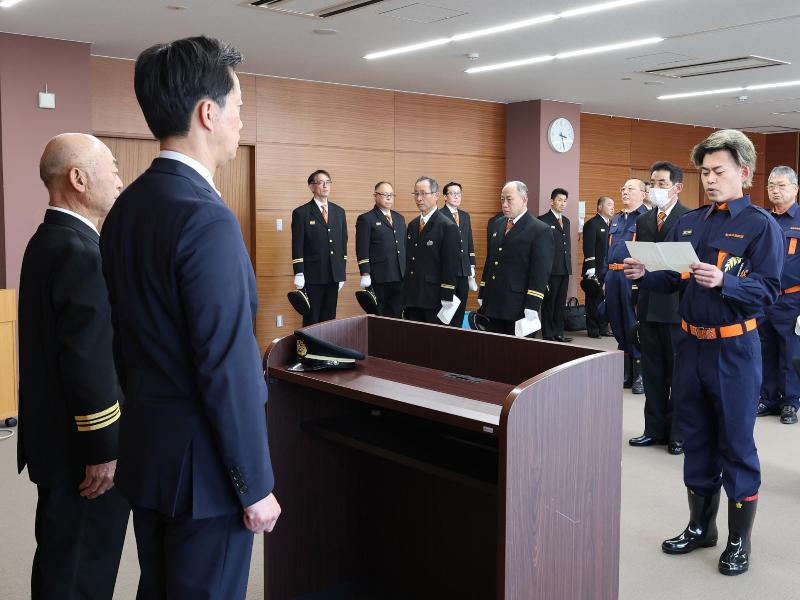 新入団員宣言の様子