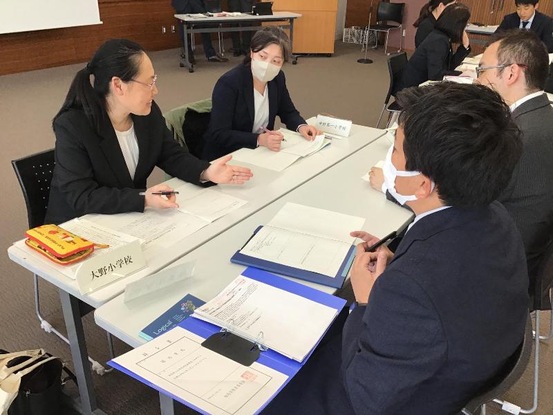 公立学校研究指導員会の様子