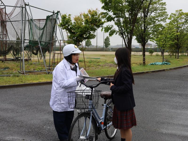 自転車の安全利用を呼び掛け 街頭啓発運動