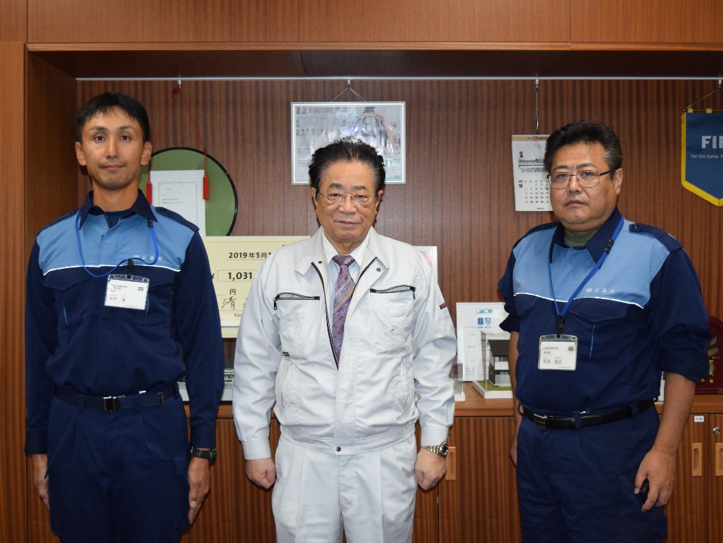 応援職員として訪れた広島市の職員と立谷市長